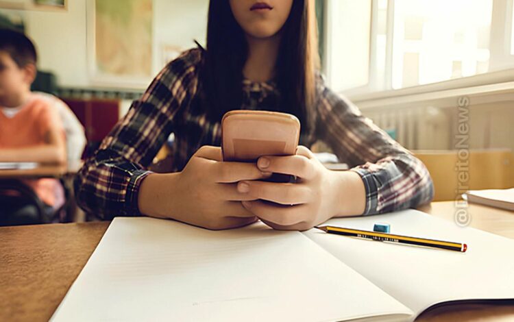 aparelhos celulares, telefones móveis, smartphones