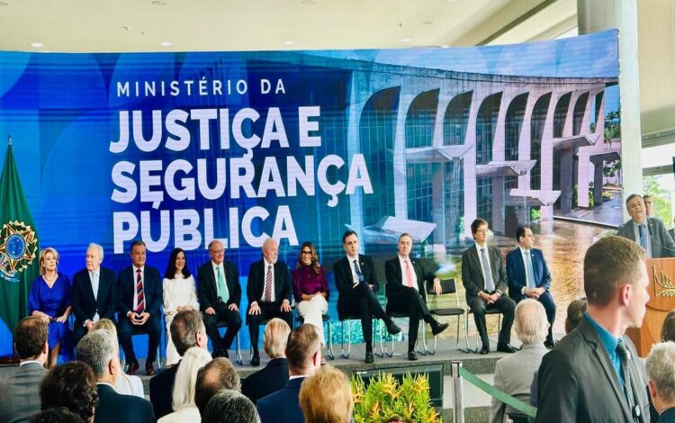 ministro da Justiça, autoridades, posse