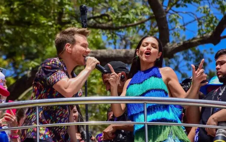 Thaís, Michel Teló, bloco de carnaval