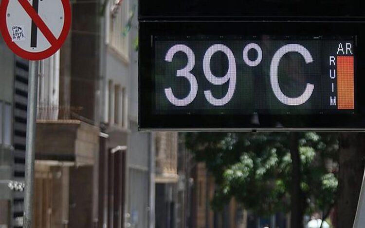 calor intenso, calor excessivo, aumento de temperatura