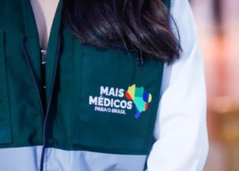 Médicos, de saúde, profissionais, de saúde;