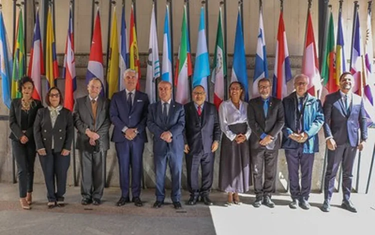 Gerenciamento, Administração, Educação, Política, Administração educacional;