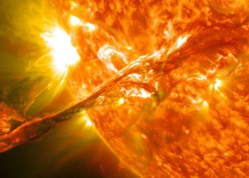 erupções solares, ejeções de massa, coronal, pico de atividade, Solar;