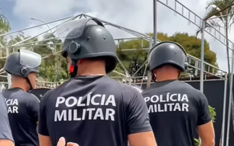 militares, policiais;