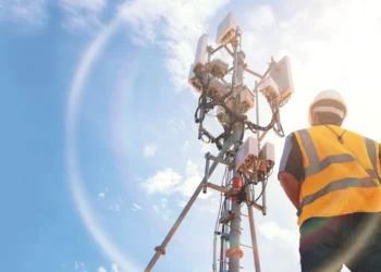 sistema de antenas, infraestrutura de antenas, conjunto de antenas