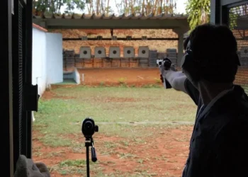 autorizar o uso de armas, posse de arma, permitir o uso de armas