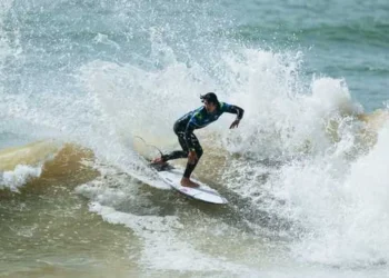 Italo, Ferreira, surfista