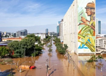 calamidade pública, inundações;