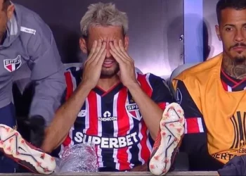 tricolor;