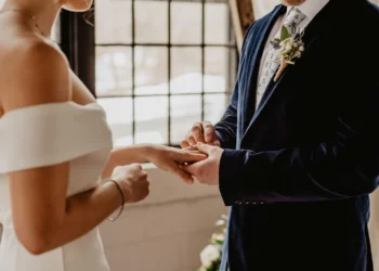 comprar, adquirir, trajes de casamento online