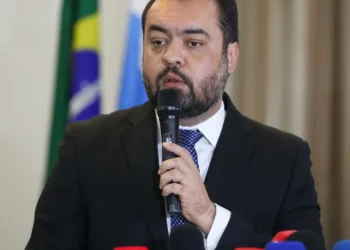 remoção, forçada de cargo