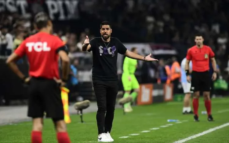 treinador do Corinthians, Antônio;