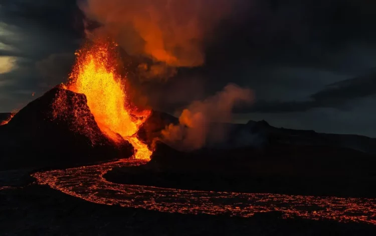 atividade-vulcânica, erupções;