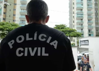 autoridades, lei, polícia;